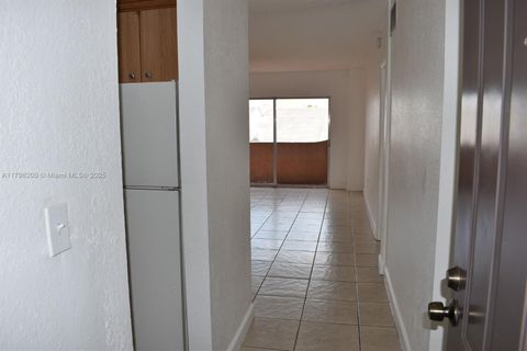 10900 SW 104th St 316 Miami FL 33176