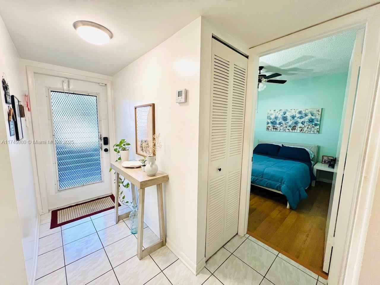 SUNRISE LAKES 178 CONDO - Residential