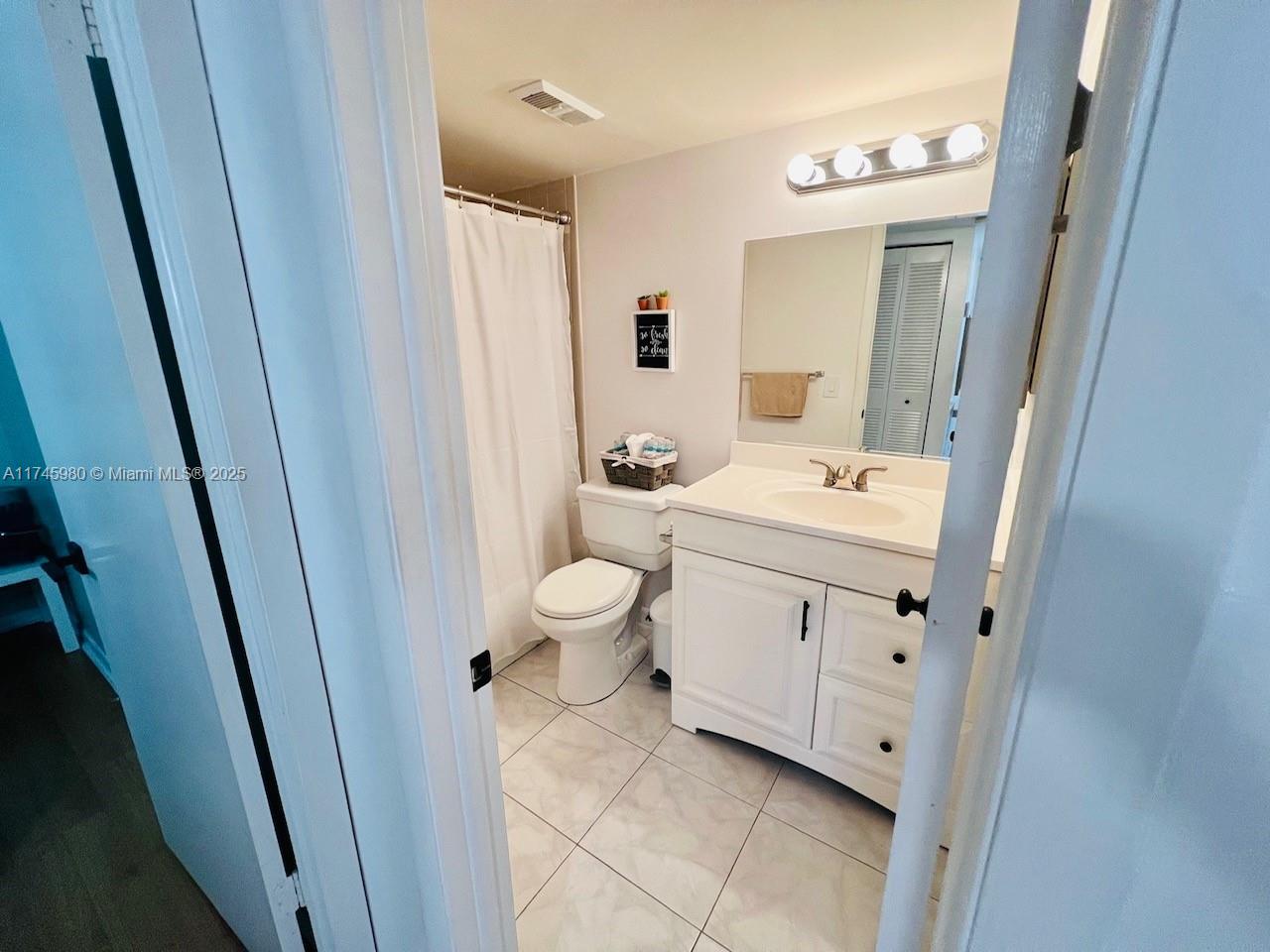 SUNRISE LAKES 178 CONDO - Residential