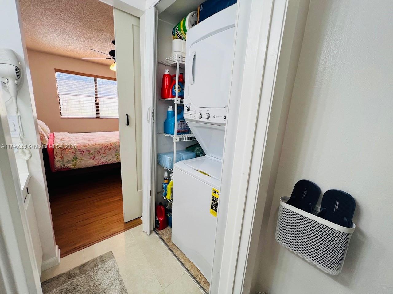 SUNRISE LAKES 178 CONDO - Residential