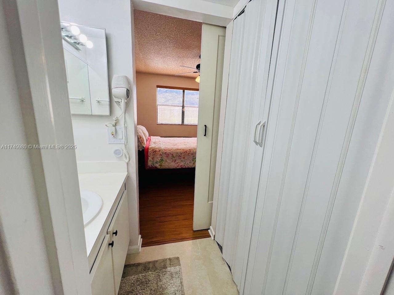 SUNRISE LAKES 178 CONDO - Residential