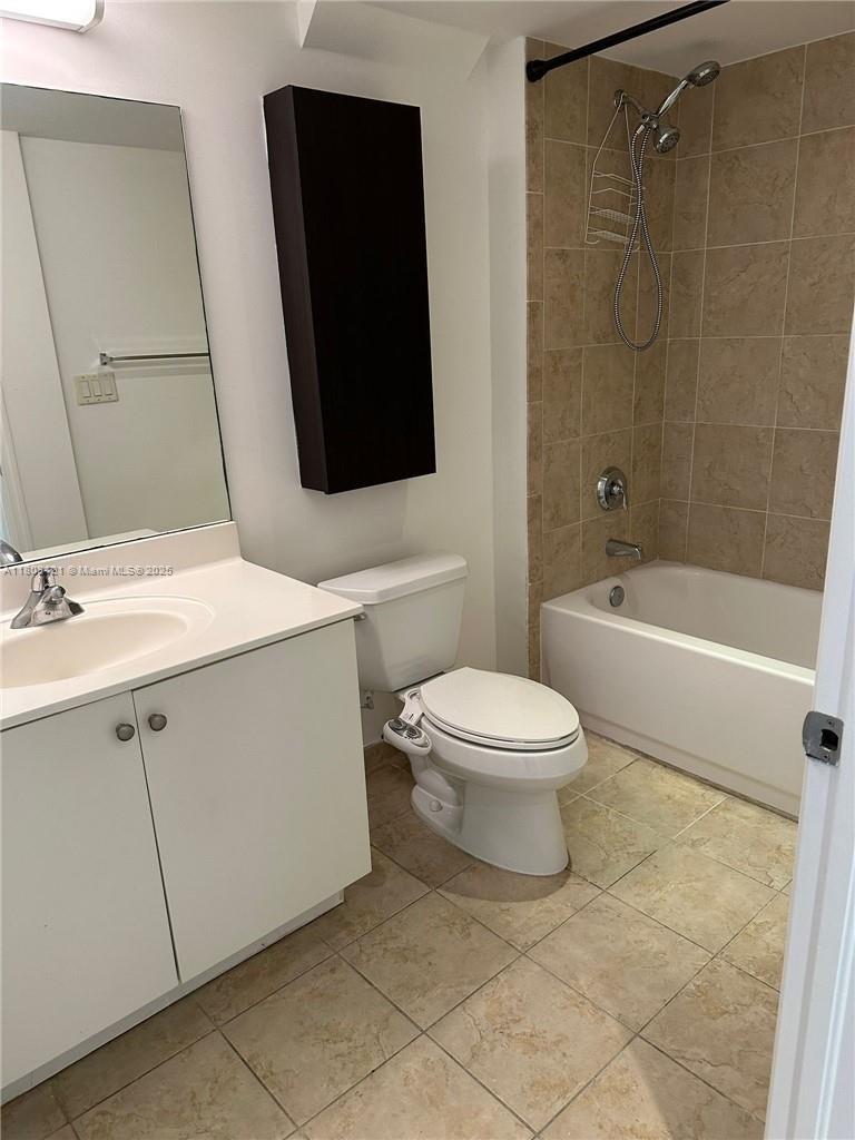 111 E Flagler St 501