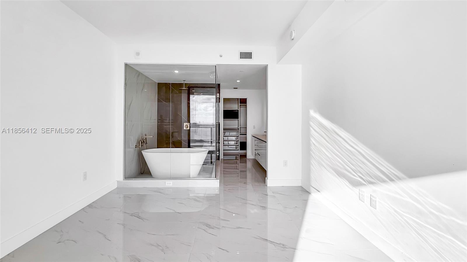 Aria Reserve Miami - Residential