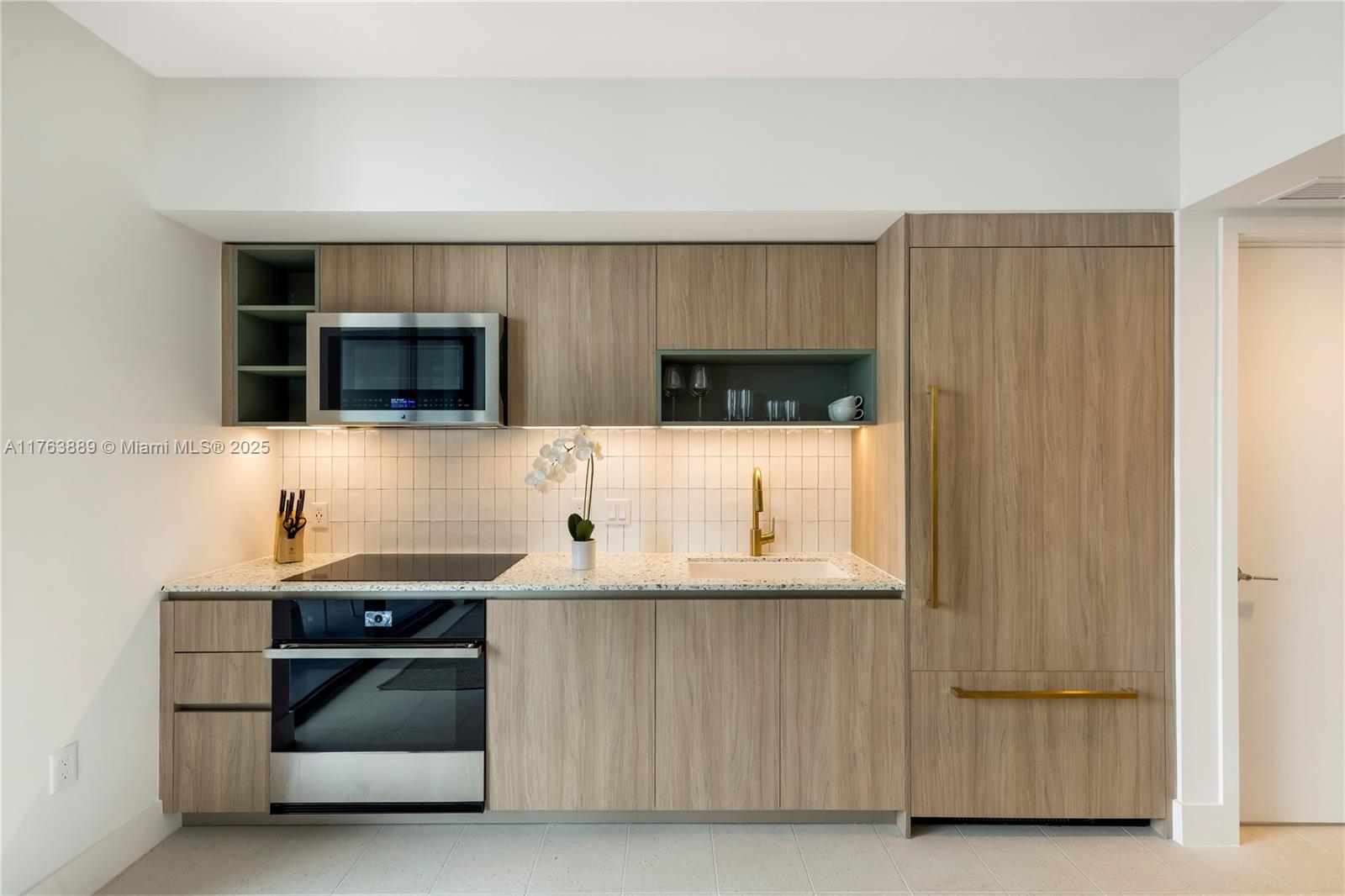 GALE RESIDENCES - Residential