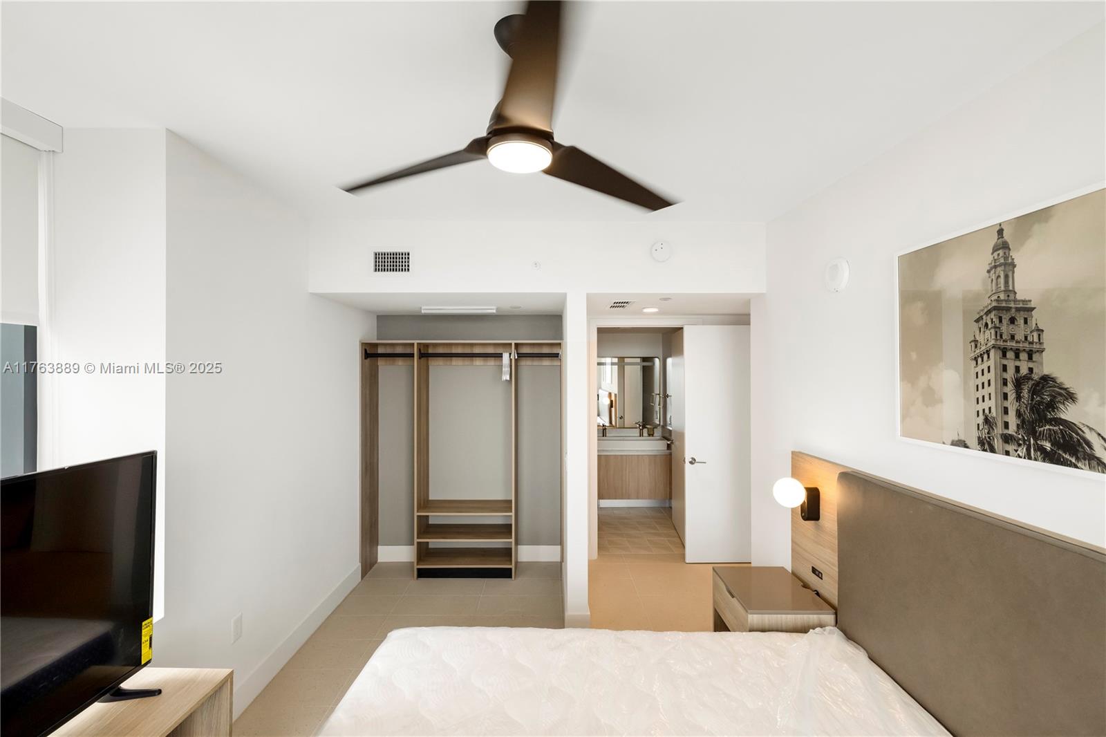 GALE RESIDENCES - Residential