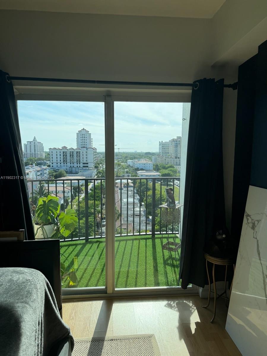 GABLES VIEW CONDO - Residential Lease