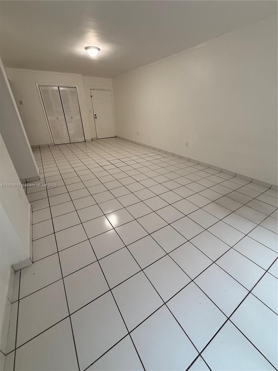 VILLA GRANDE CONDO - Residential Lease