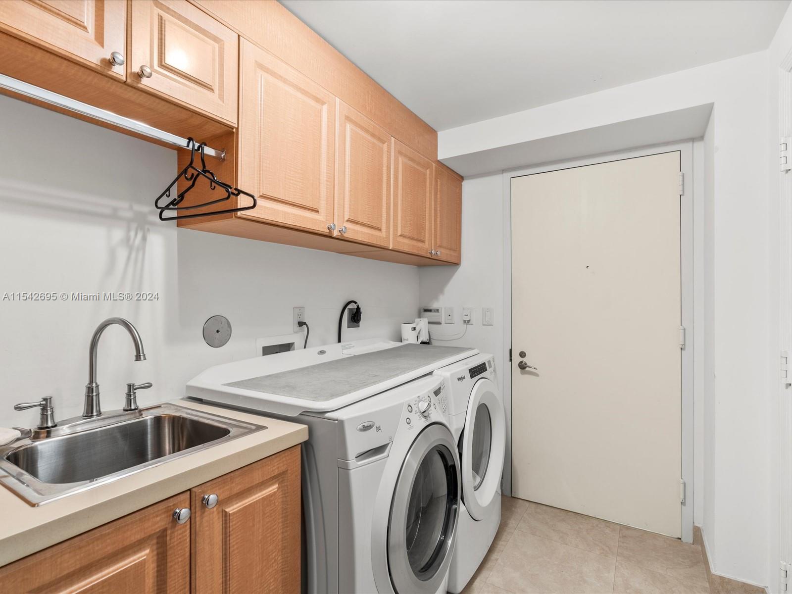 ACQUALINA OCEAN RESIDENCE - Residential