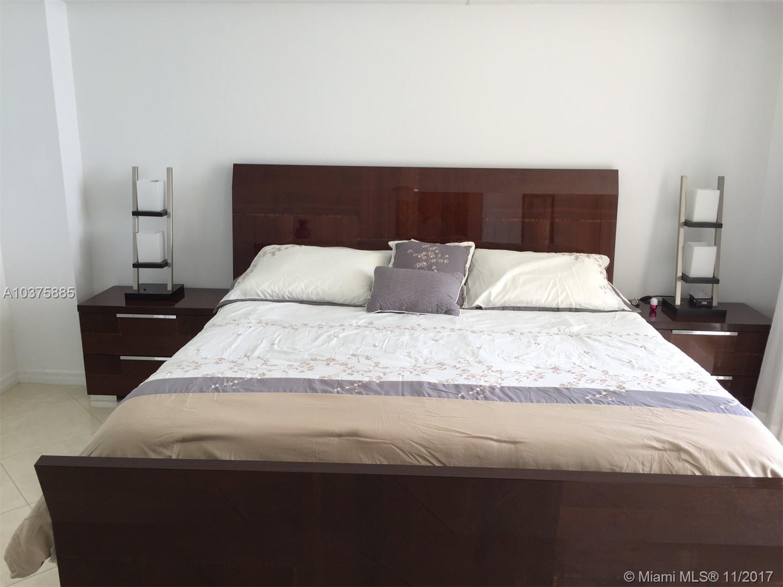 LA PERLA CONDO - Residential Lease