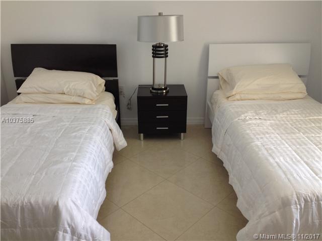 LA PERLA CONDO - Residential Lease