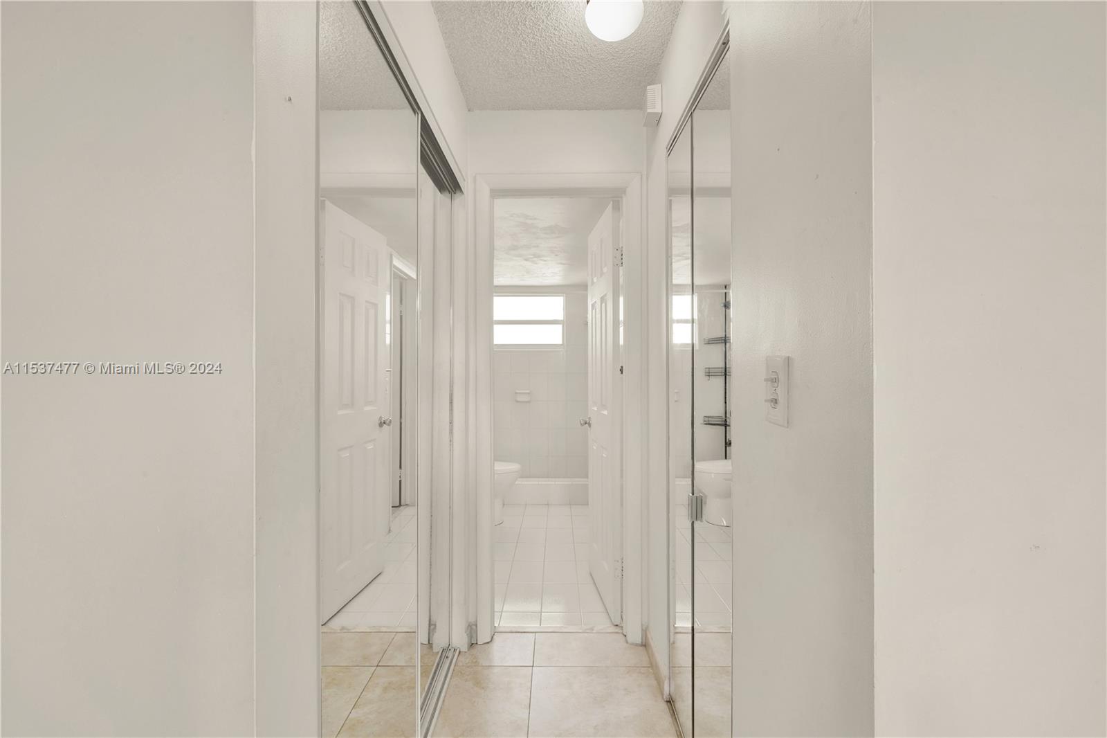 EL CONQUISTADOR SOUTH CON - Residential