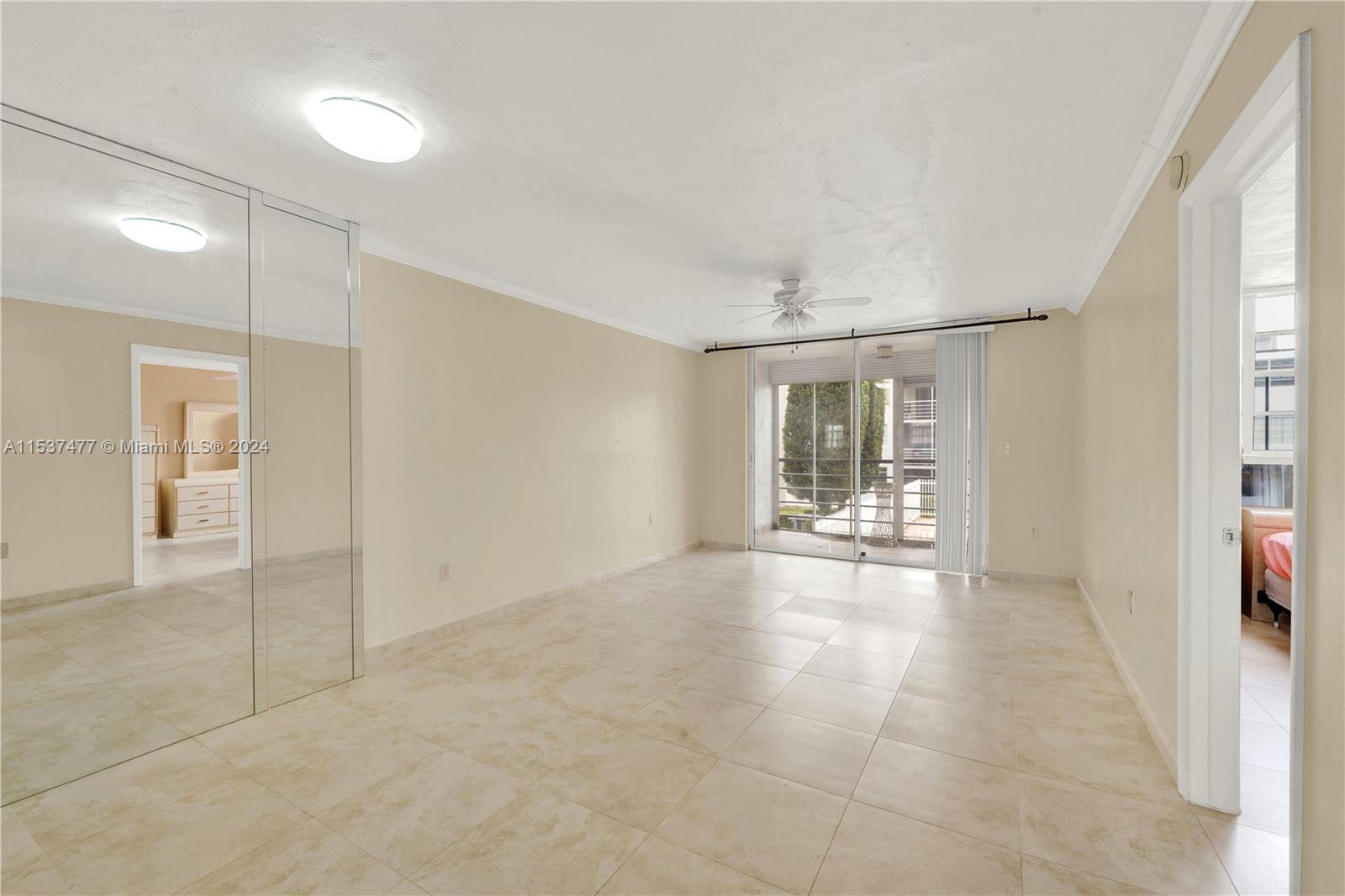 EL CONQUISTADOR SOUTH CON - Residential