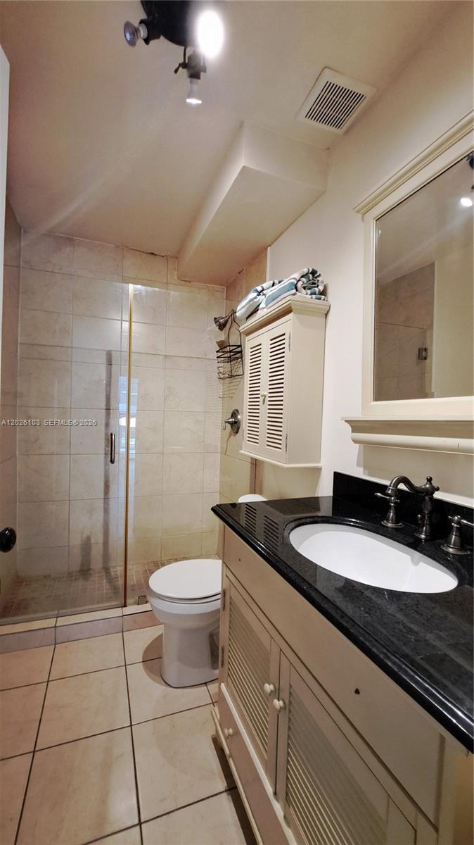LE CARTIER CONDO - Residential