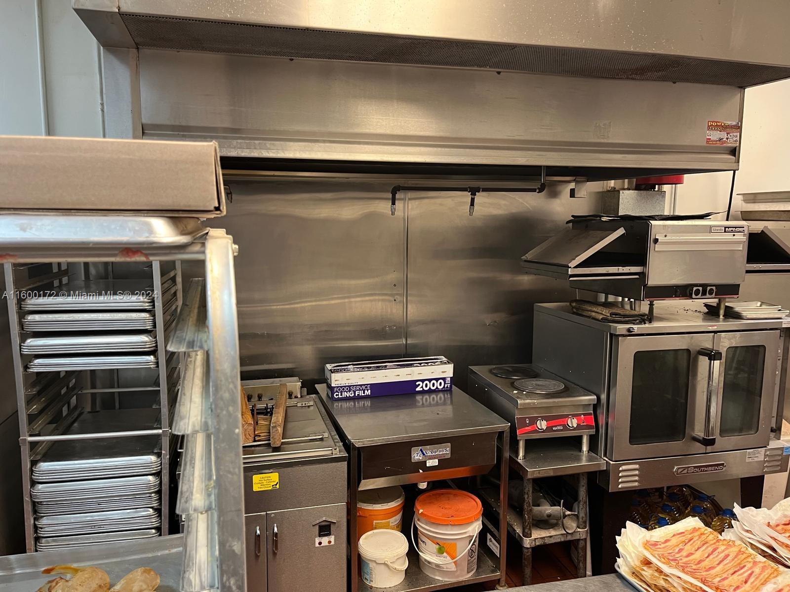 Turnkey Restaurant For Sale in Oakland Park