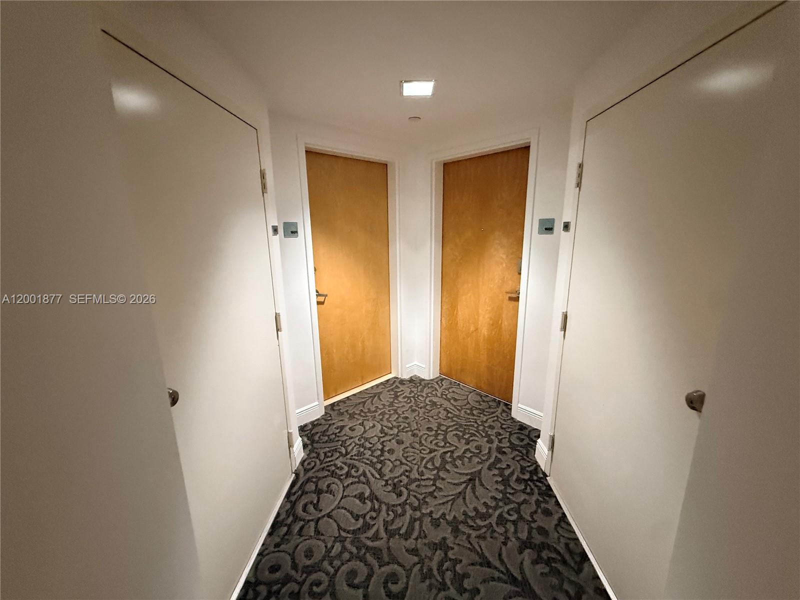 WIND CONDO - Residential