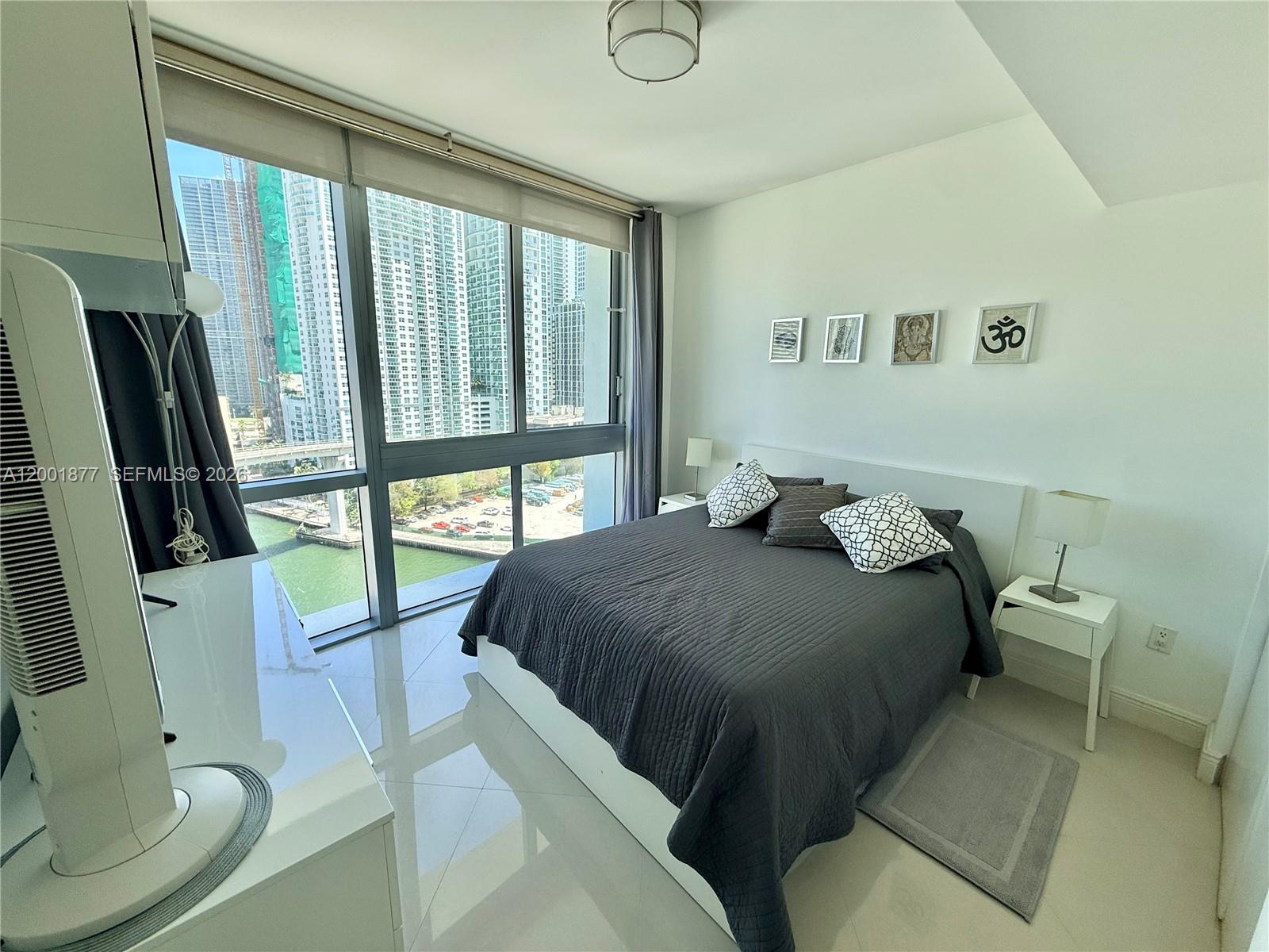 WIND CONDO - Residential