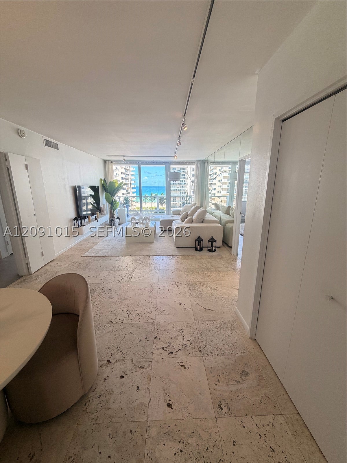 5700 Collins Ave 9B