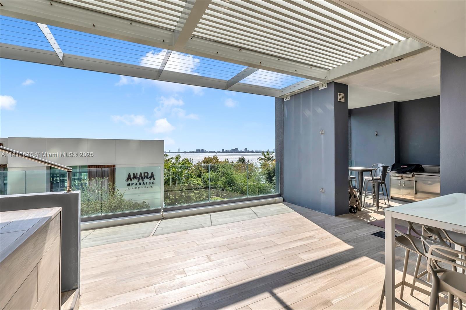 650 NE 32nd St BH4