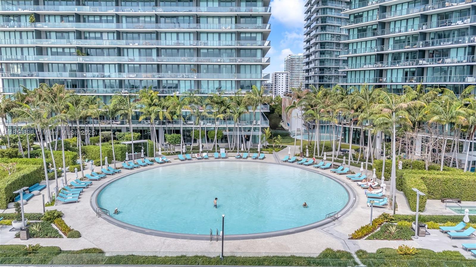 PARAISO BAY CONDO - Residential