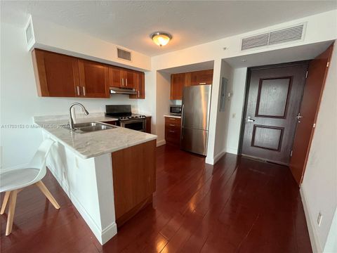 9499 Collins Ave 310 Surfside FL 33154