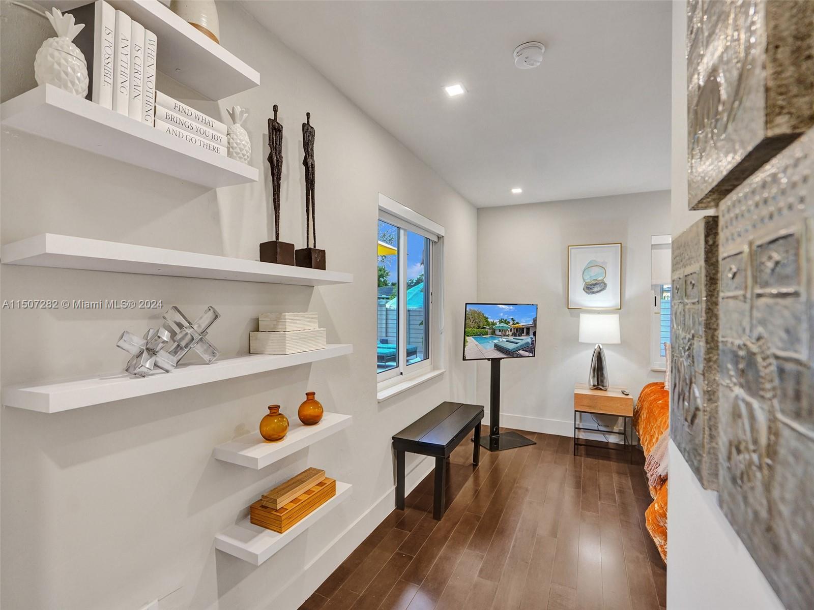 NORTH RIDGE - Residential
