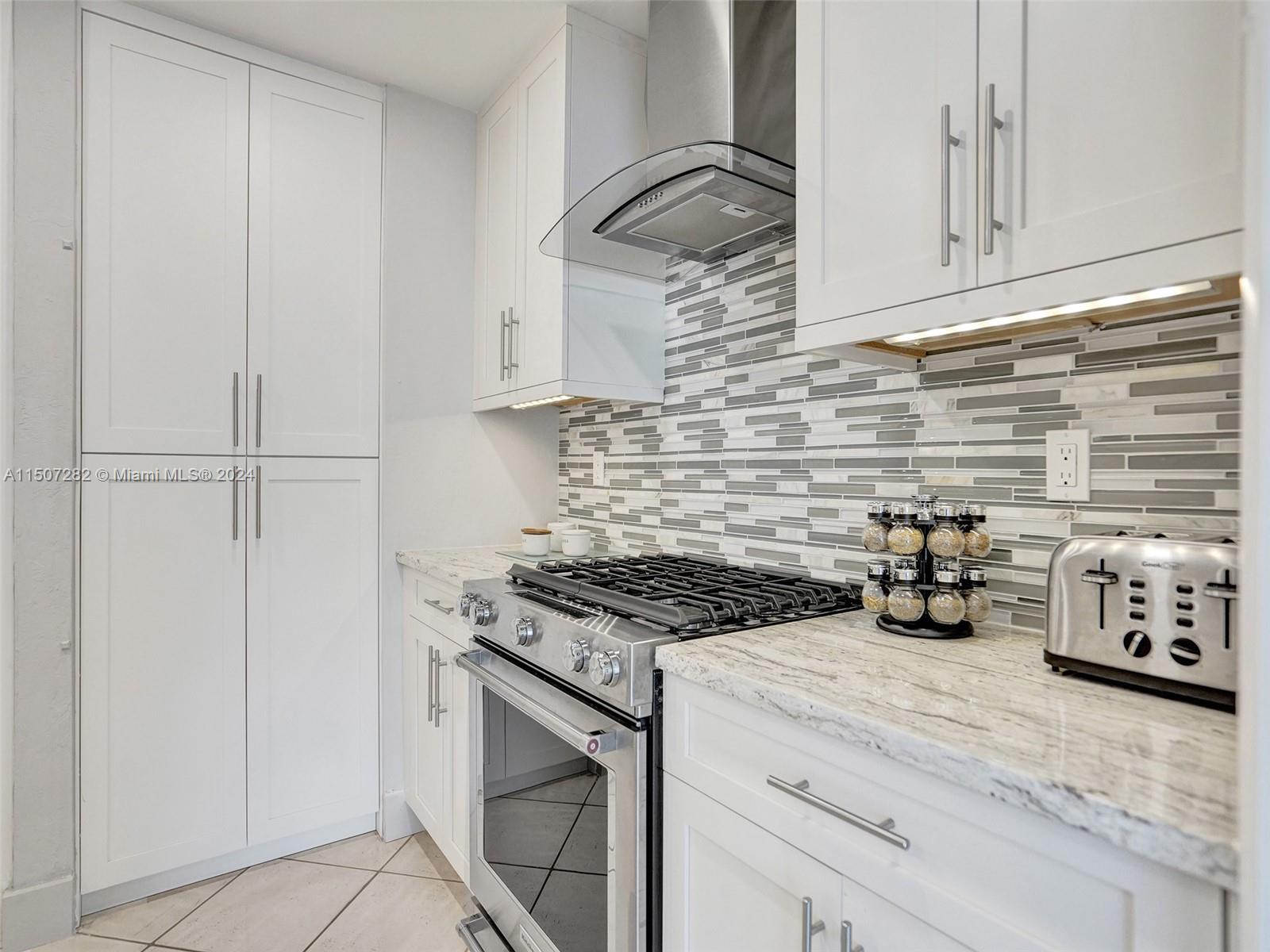 NORTH RIDGE - Residential