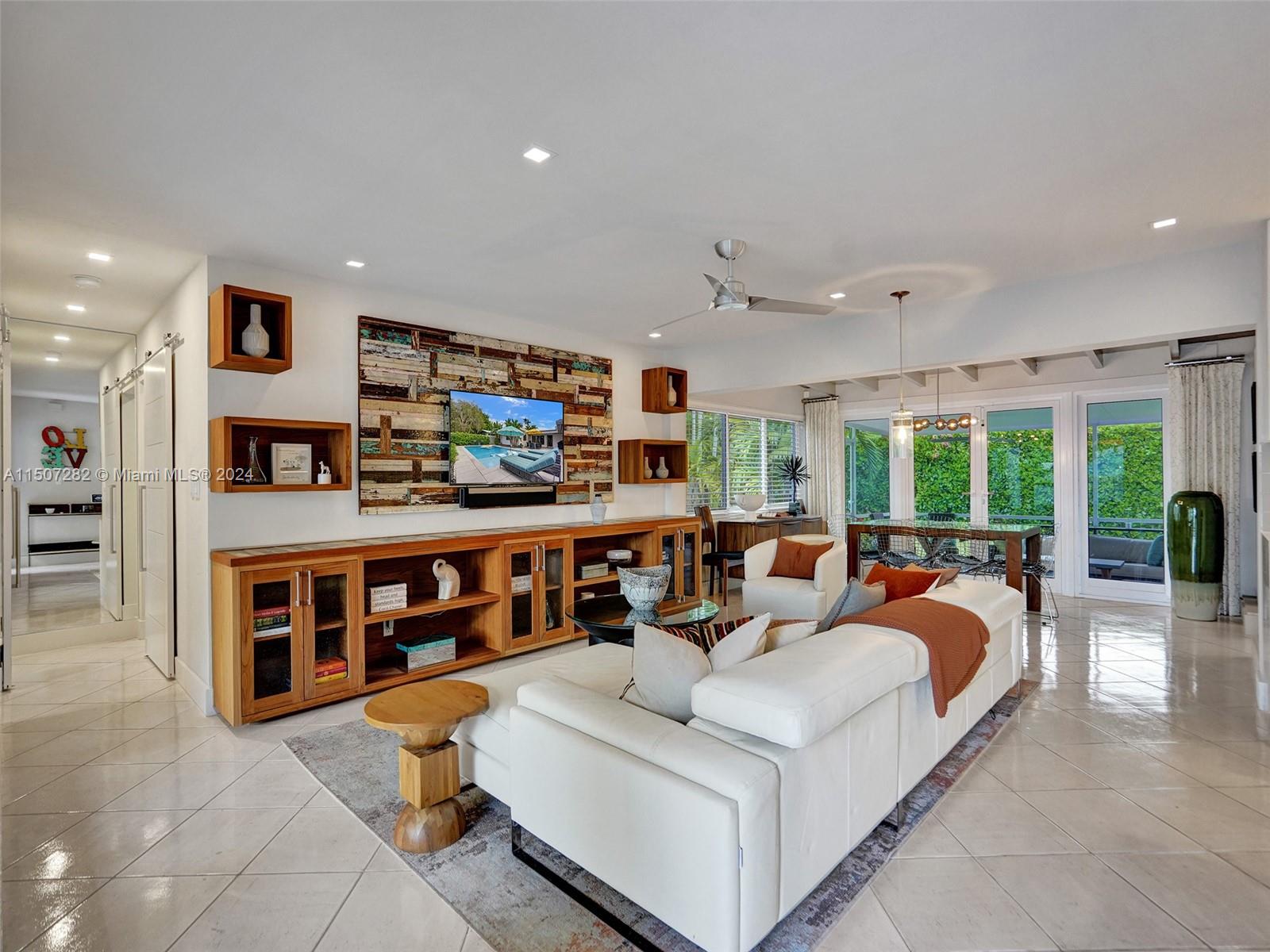 NORTH RIDGE - Residential