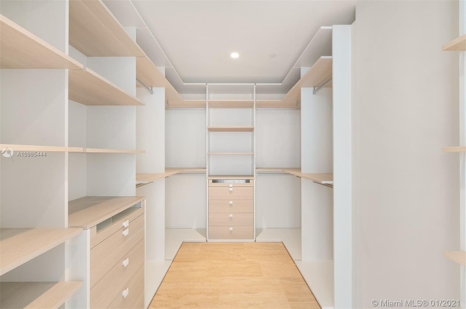 SURF CLUB CONDO - Residential