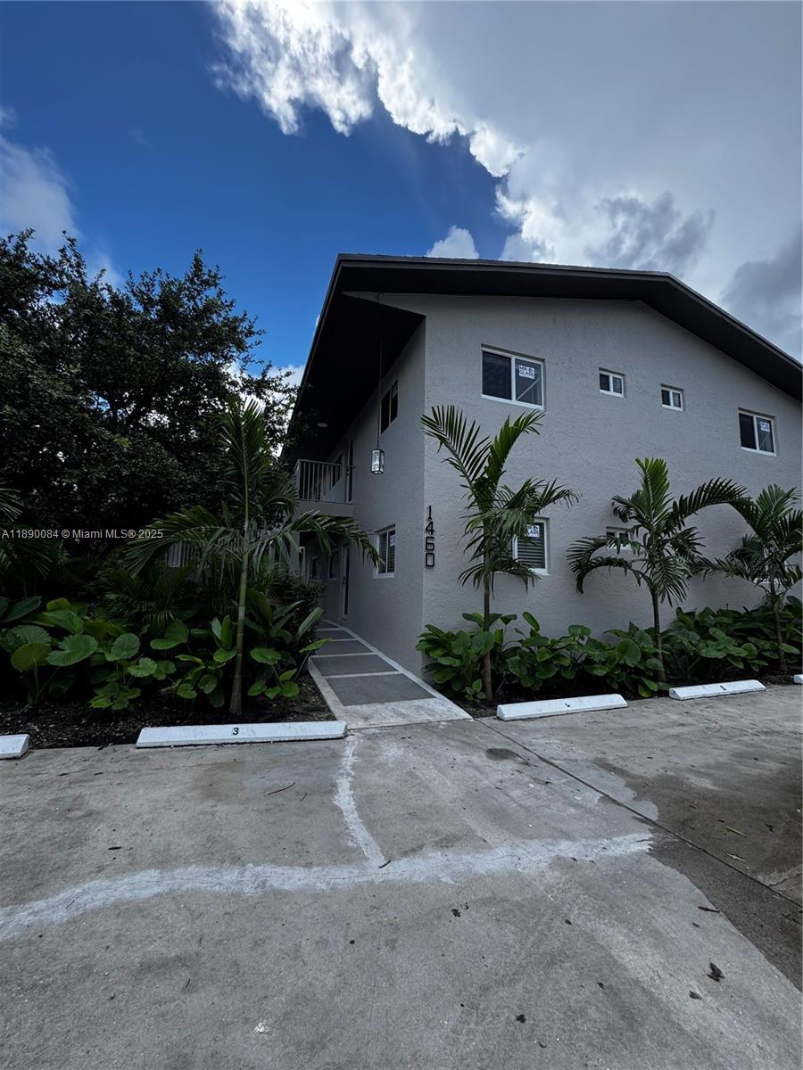 HIBISCUS GARDENS AMENDED - Residential Lease