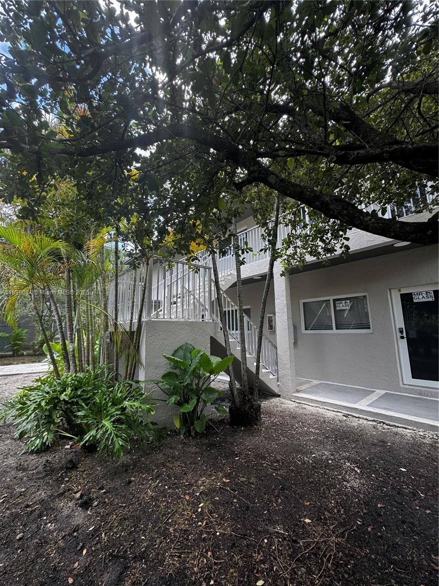 HIBISCUS GARDENS AMENDED - Residential Lease