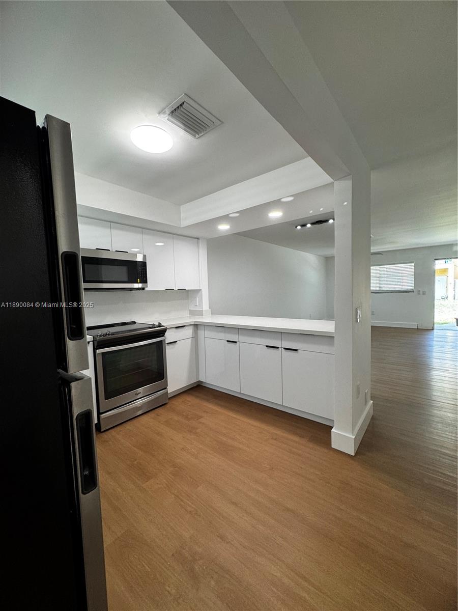 HIBISCUS GARDENS AMENDED - Residential Lease