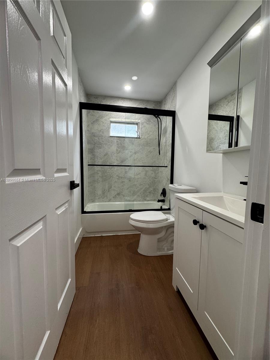 HIBISCUS GARDENS AMENDED - Residential Lease