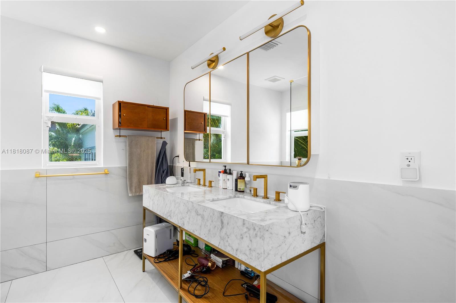 LAKE VIEW SUB - Residential