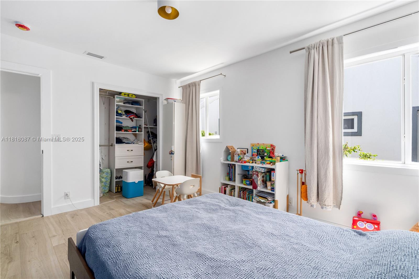 LAKE VIEW SUB - Residential