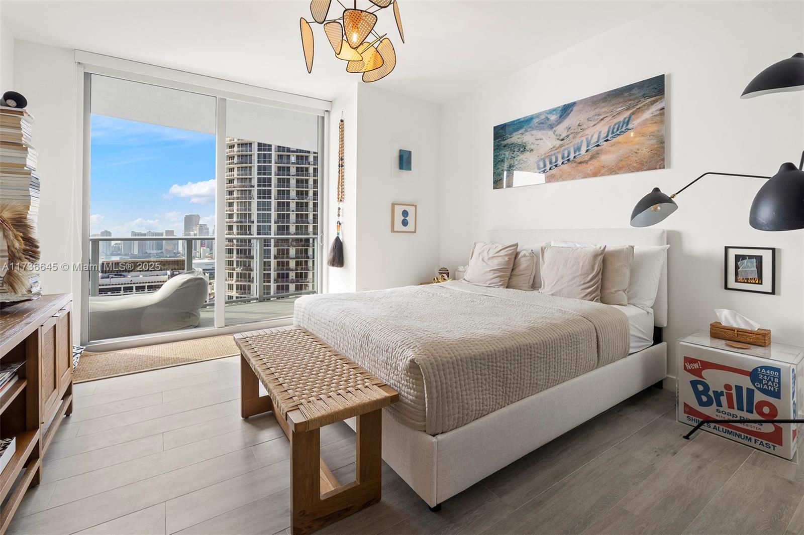 ARIA ON THE BAY CONDO - Residential