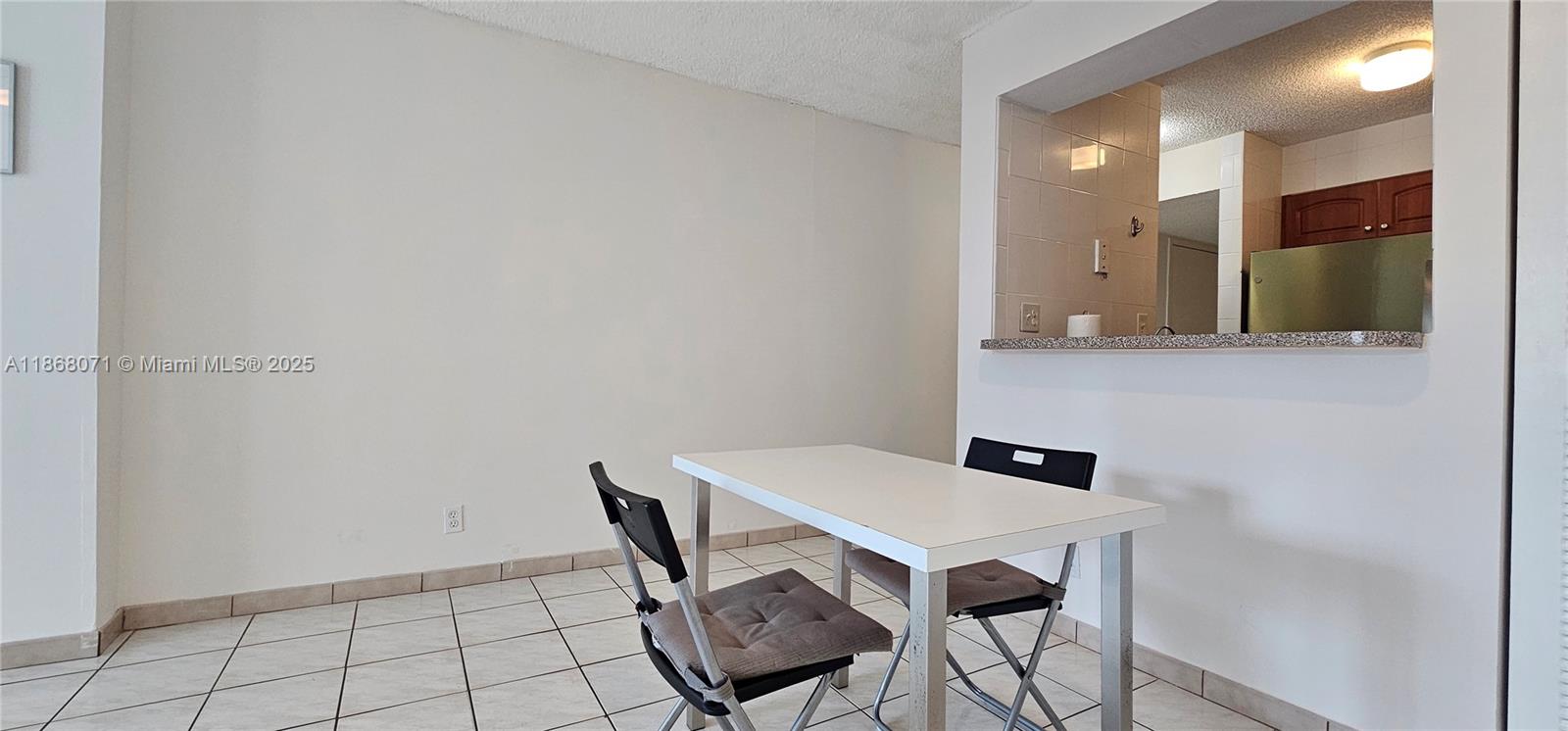 RIOPLAZA CONDOMINIUM NORT - Residential