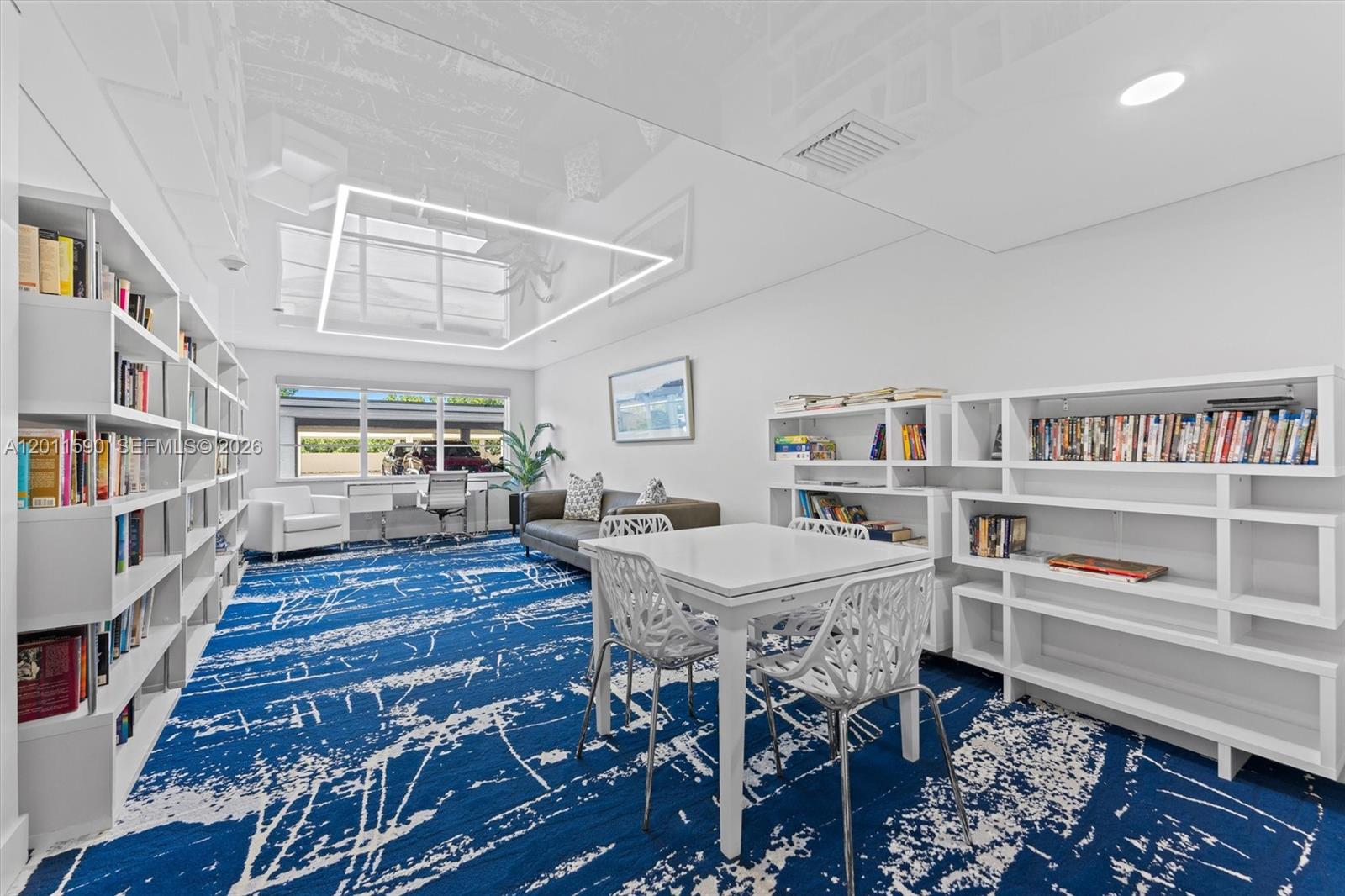 ESSEX TOWER CONDO - Residential