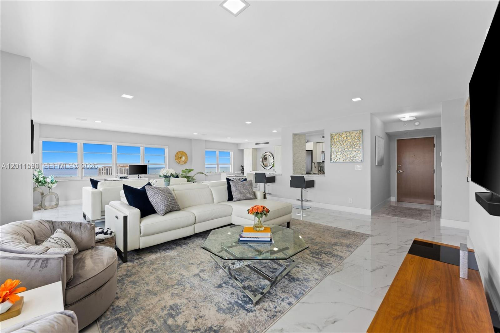 ESSEX TOWER CONDO - Residential