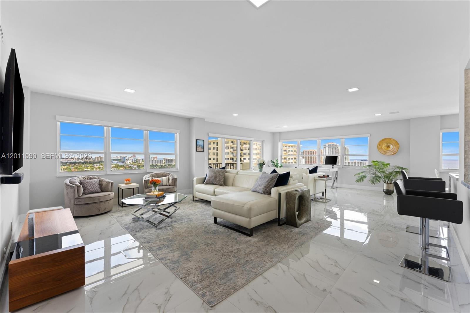 ESSEX TOWER CONDO - Residential