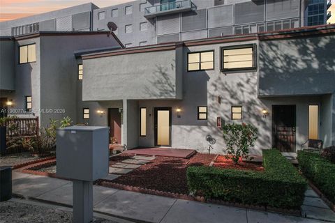 1901 NW S River Dr 16B Miami FL 33125