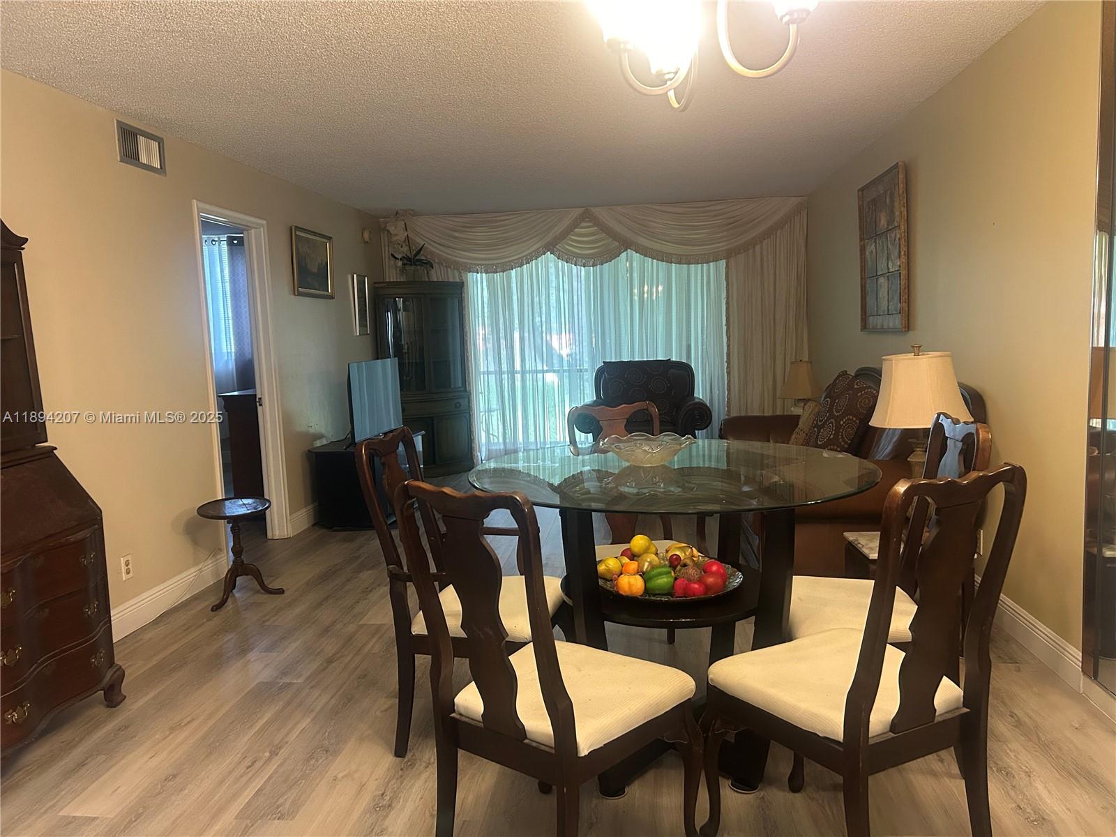 HOLLYBROOK GOLF & TENNIS - Residential Lease