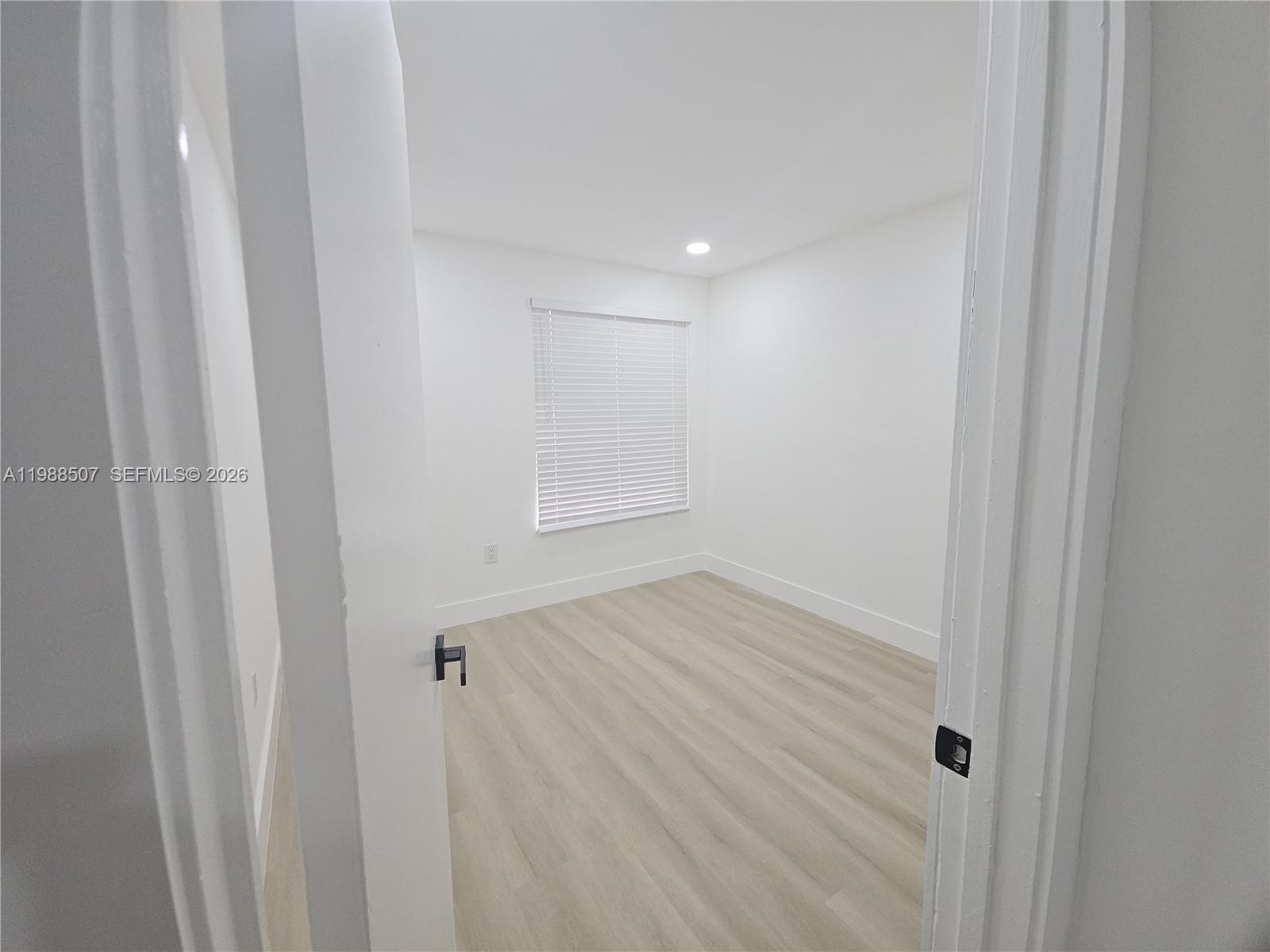 ELAN AT CALUSA CONDO XIII - Residential Lease