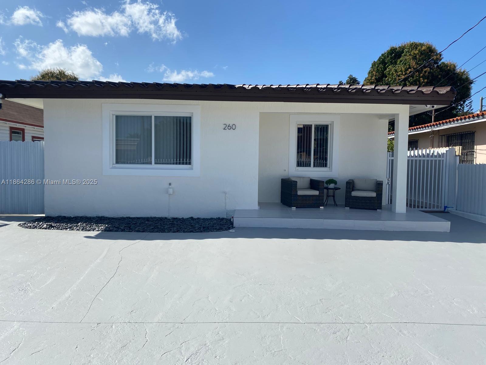 260 NW 57th Ct