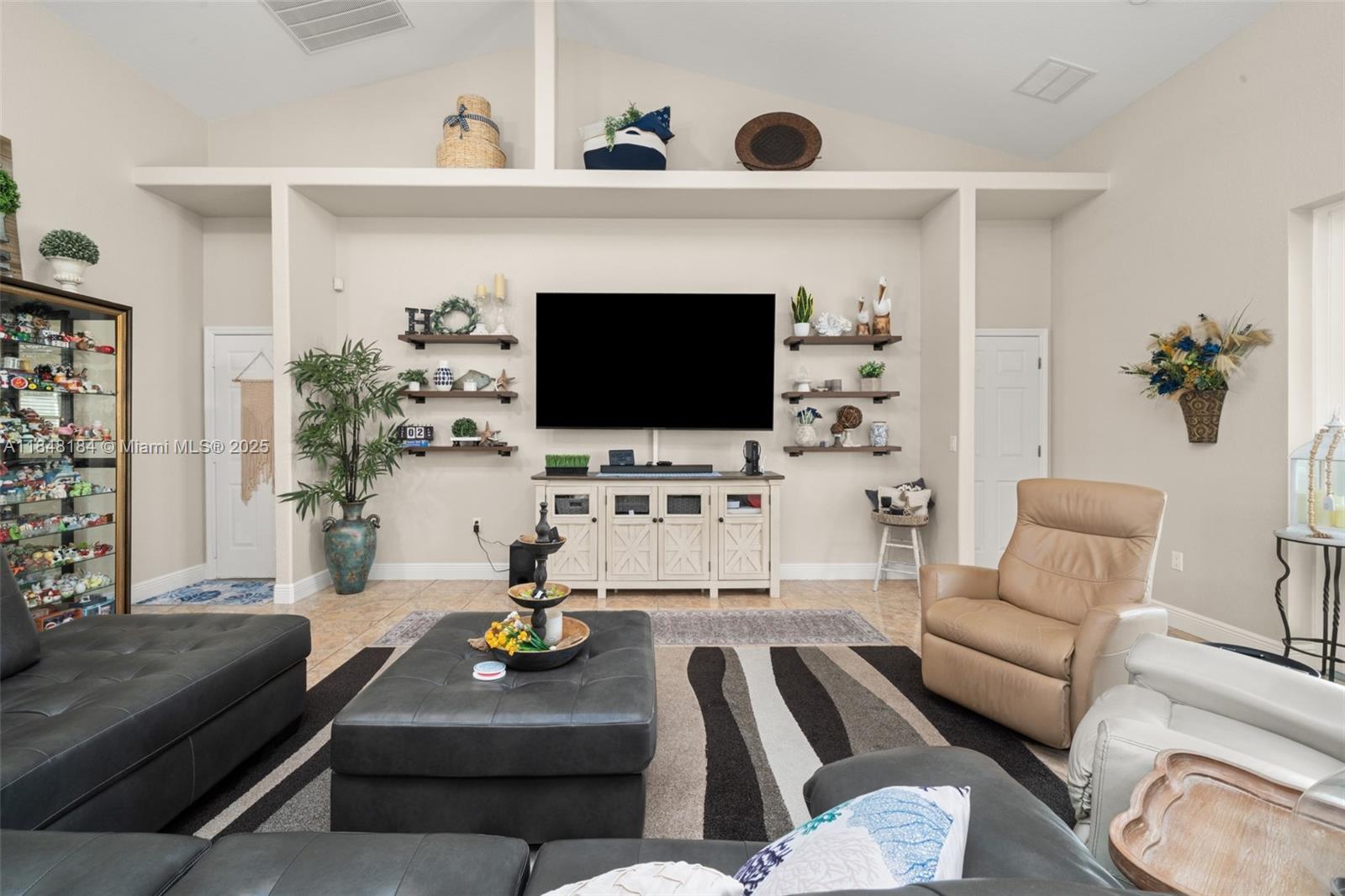 The Preserve of Sun n Lake - Residential