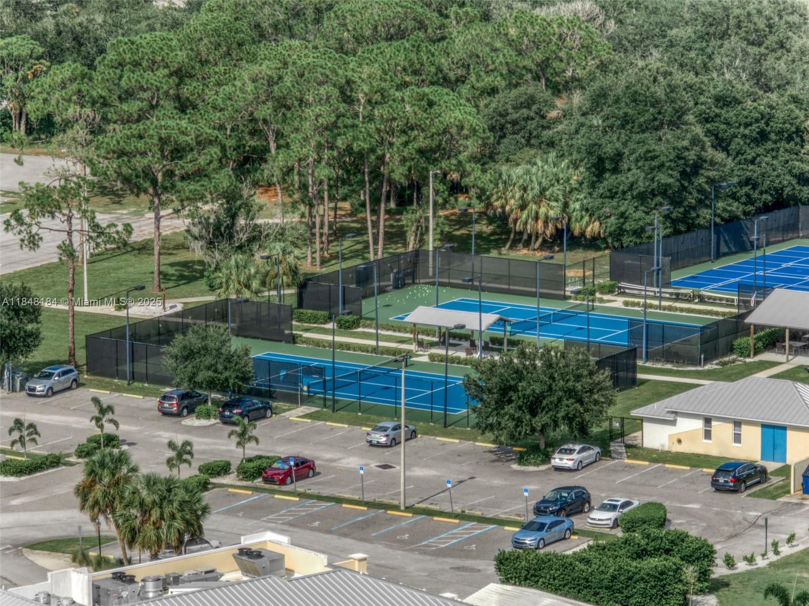 The Preserve of Sun n Lake - Residential