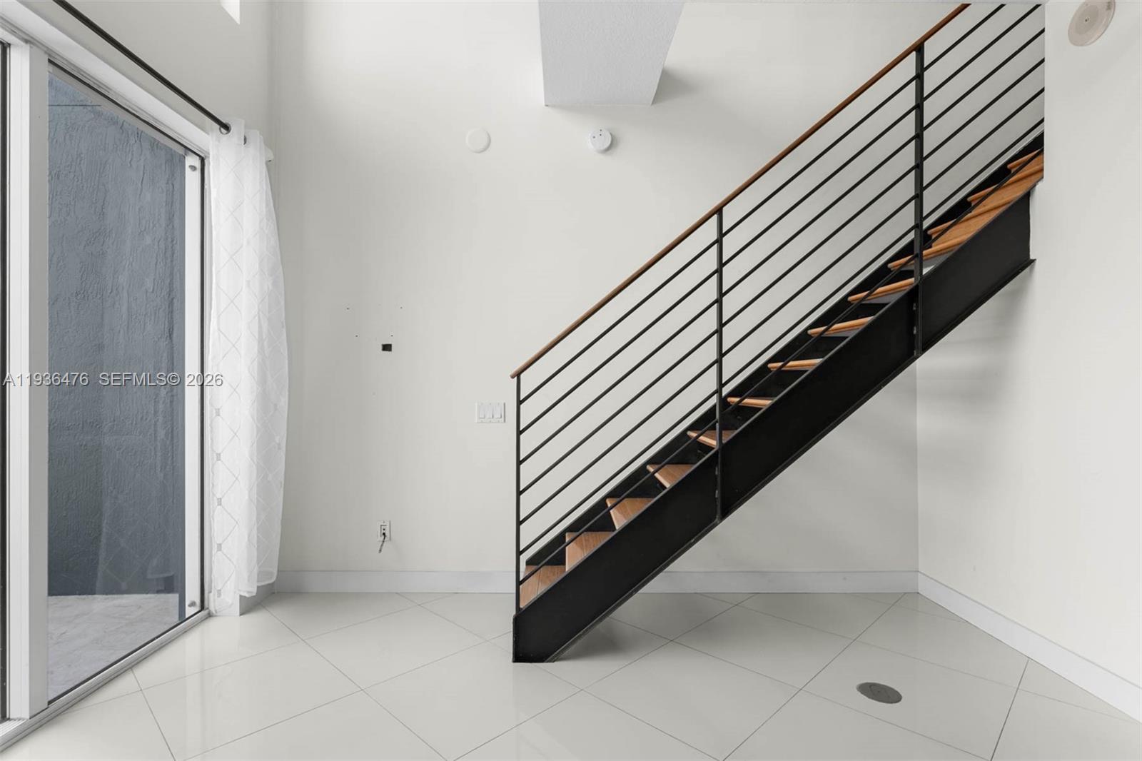 INFINITY AT BRICKELL COND - Residential