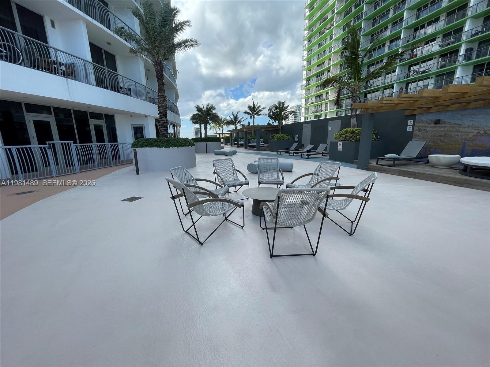 OPERA TOWER CONDO - Residential