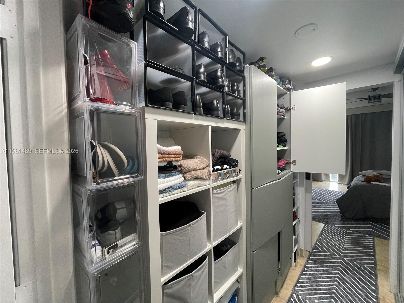 OPERA TOWER CONDO - Residential