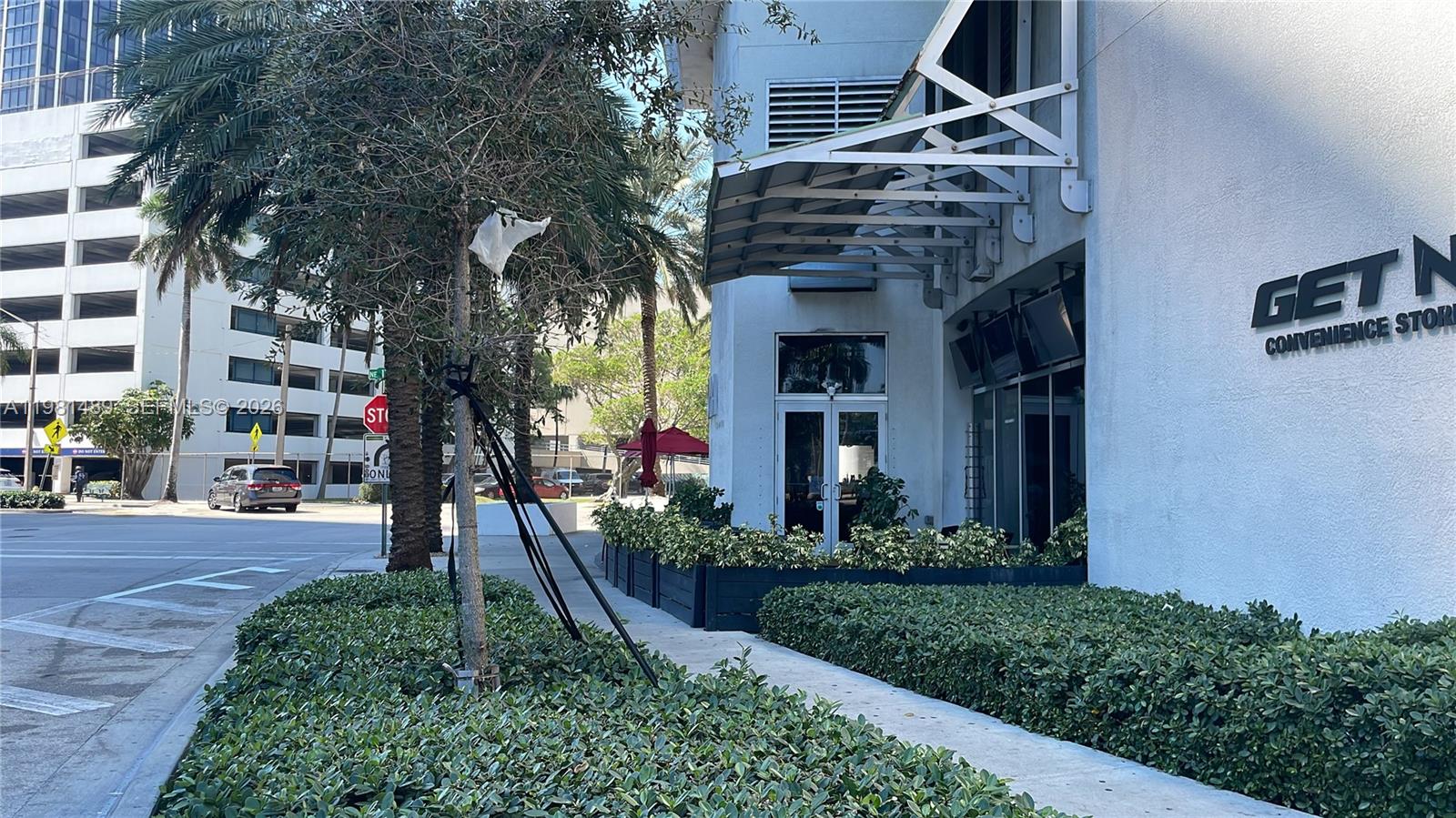 1750 N Bayshore Dr 2814