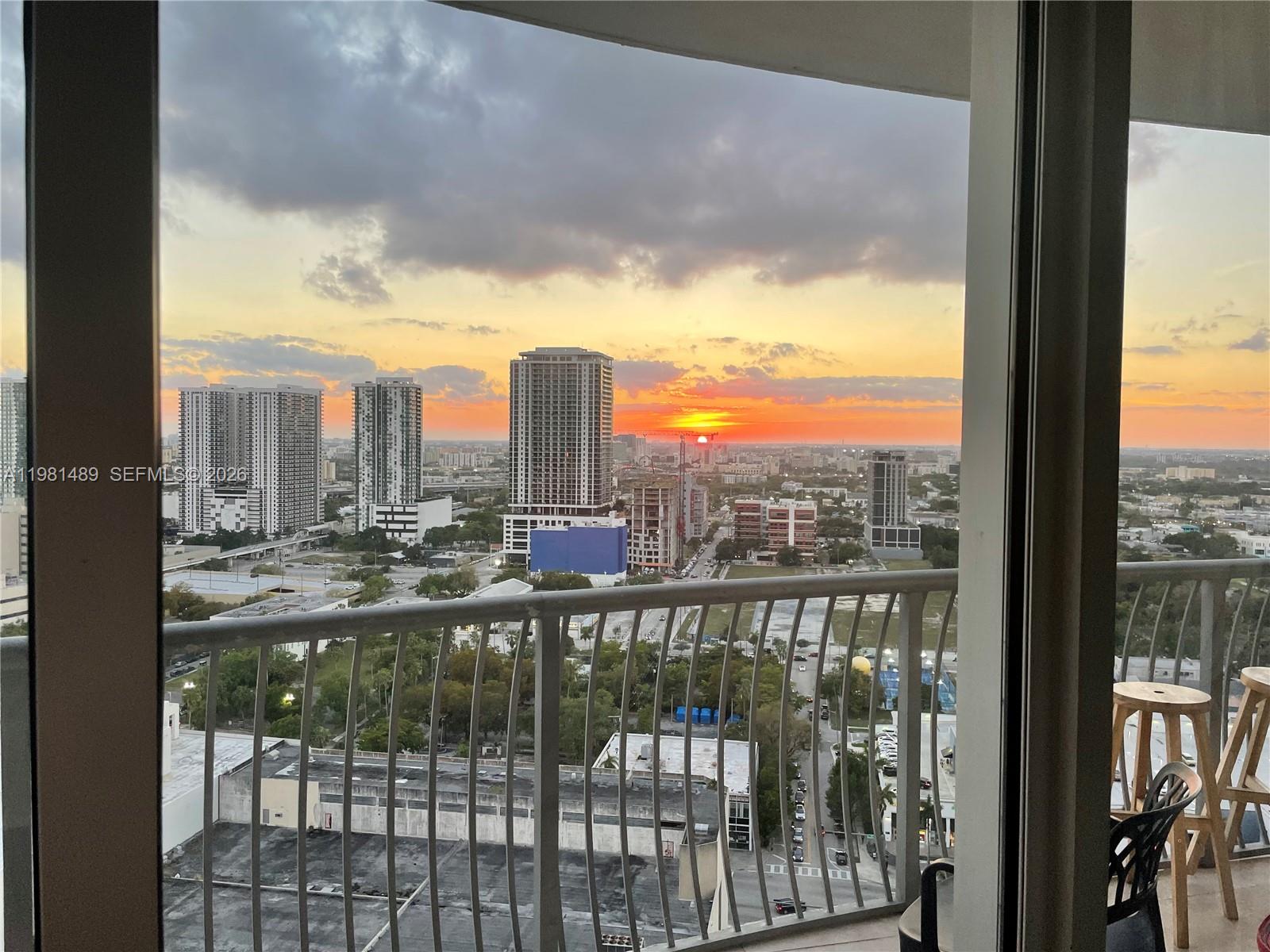 OPERA TOWER CONDO - Residential